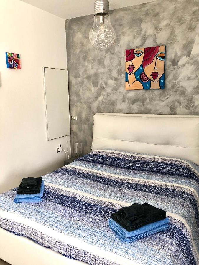 La Casetta Tra Sassi E Ulivi B&B Матера Экстерьер фото